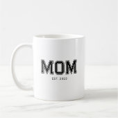 Mama hat neues Mama-Geschenk Kaffee etabliert Kaffeetasse (Links)