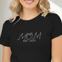 Mama hat neues Mama-Geschenk-T-Shirt gegründet