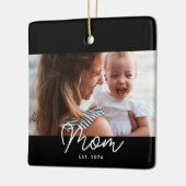 Mama hat Schwarz-Weiß-Script-Foto eingerichtet Keramikornament (Links)