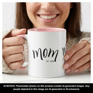 Mama hat stilvolles individuelles Jahr eingerichte Tasse