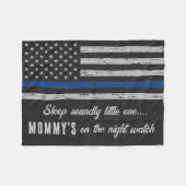 Mama ist auf dem Nachtwache Polizei Baby Fleecedecke (Vorderseite (Horizontal))