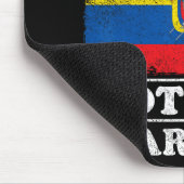 Mama ist ecuadorianisch nichts interessiert mich E Mousepad (Ecke)
