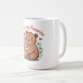 Mama ist mein Liebling Kaffeetasse (VorderseiteRechts)