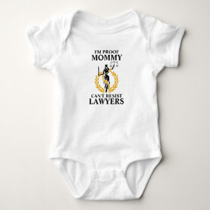 Mama kann Anwälten nicht widerstehen Baby Strampler