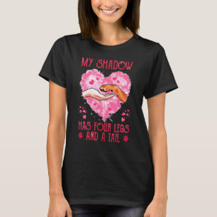 Mama Katze Mama Mein Schatten hat vier Beine und e T-Shirt