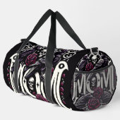 Mama mit 2 Ravens und Schädeln Duffle Bag (Rechte Ecke)