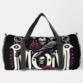 Mama mit 2 Ravens und Schädeln Duffle Bag (Rückseite)