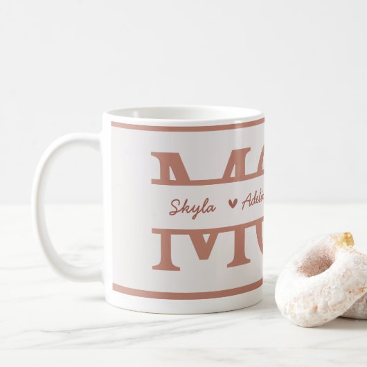 MAMA mit 4 Kindernamen Muttertag Kaffeetasse (Mit Donut)