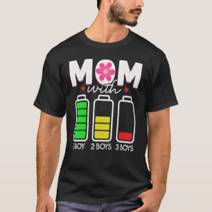 Mama mit drei Boys Akku leer Mama mit 3 Son T-Shirt