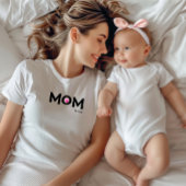 Mama mit schwarzem Text - T - Shirt mit doppeltem 