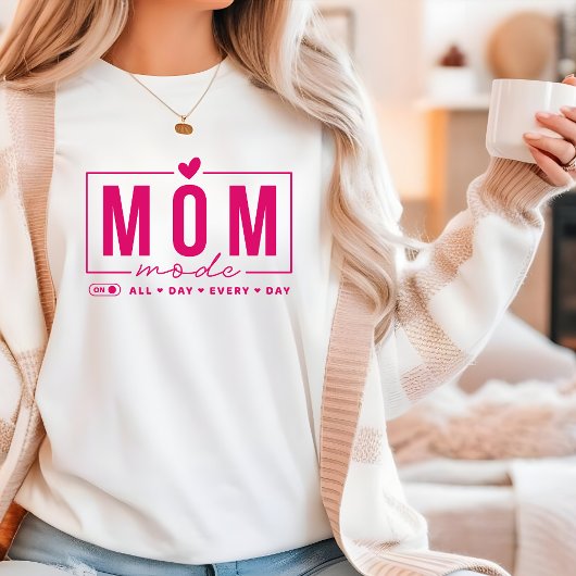 Mama Mode Funny Simple Modern Script Typografy T-Shirt
