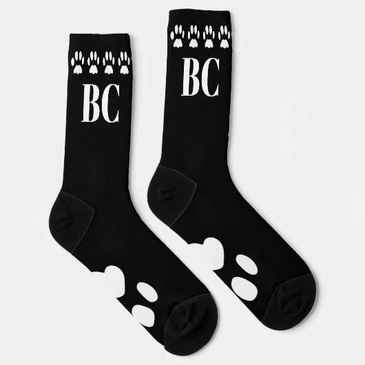 Mama Monogramm Schwarz-Weiß-Paw-Drucksocken Socken (Rechts)