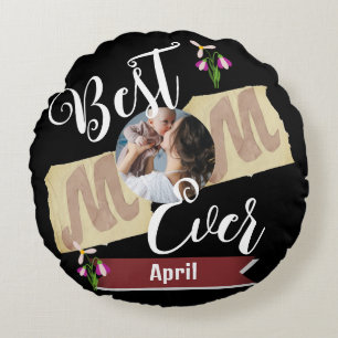 Mama, Mutter und Kind, die eine Familie mit einem  Rundes Kissen