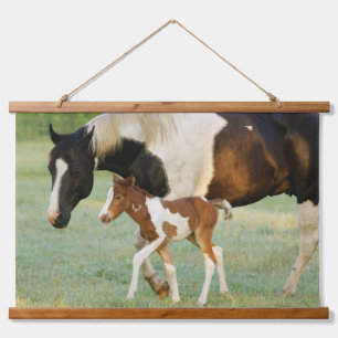 Mama & Paint Filly Wandteppich Mit Holzrahmen