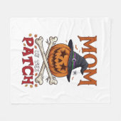 Mama-Patch-Halloween-Kürbis-Hexenhut-Totenkopf_1 Fleecedecke (Vorderseite (Horizontal))