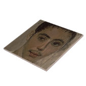 Mama-Porträt eines Jungen mit einem verletzten Fliese (Seite)