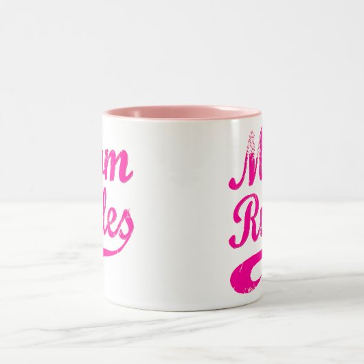 Mama regiert Funny Sprichwort Tasse (Mittel)