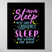 Mama schläft wie ein normaler Schlaf ohne die Poster (Vorne)