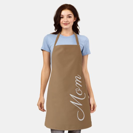 Mama Script Brown White Script Personalisiert Schürze (Getragen)