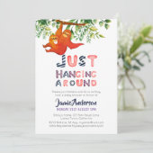 Mama SLOTH einfach nur um Blue Baby Boy herum Einladung (Stehend Vorderseite)