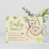 Mama Sloth und Baby Sloth Baby Show Einladung (Stehend Vorderseite)