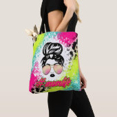 Mama Tasche (Von Nahem)