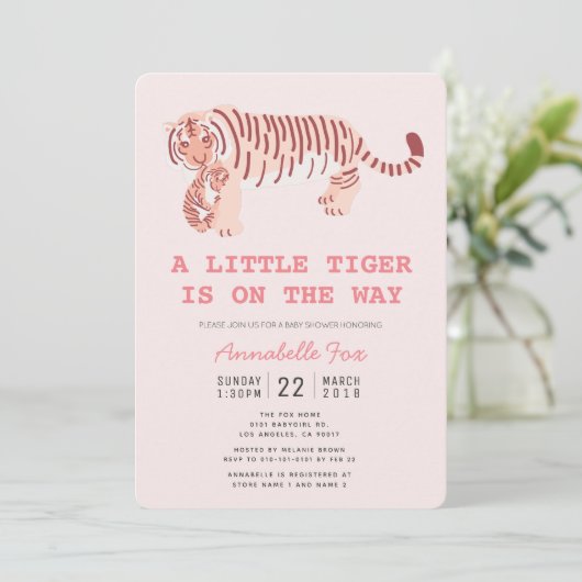Mama Tiger Carry Cub Pink Kinderdusche Einladung (Stehend Vorderseite)