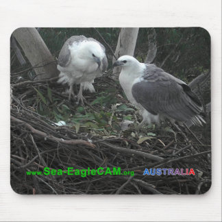 Mama u. Vater, welche die Eier Mousepad