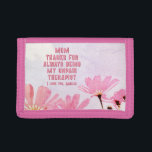 Mama Unbezahlter Therapeut Funny Floral Mutter Tag Tri-fold Geldbeutel<br><div class="desc">Mama Unbezahlter Therapeut Funny Spaß Floral Mutter's Tag Dreifachwallet. Das Tagesdesign der personalisierten Mutter mit humorvollem Zitat ' Danke für immer mein unbezahlter Therapeut '. Der Text ist auf einem Hintergrund mit rosa Blume. Füge Deinen Namen hinzu.</div>