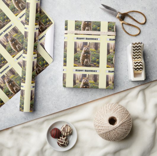 Mama und Baby Quokka, Geburtstag Geschenkpapier (Kunsthandwerk)