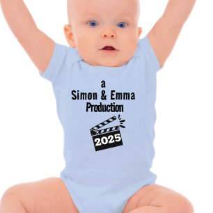 Mama und Papa Produktion Baby Strampler
