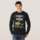 Mama und Sohn unterstützen Autismus Liebe Autismus T-Shirt (Vorne ganz)