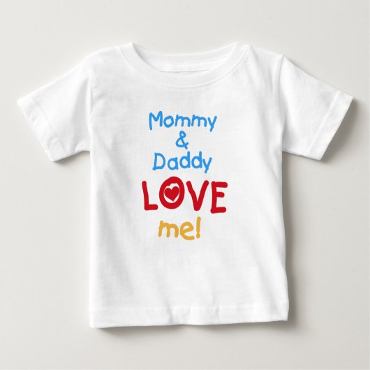Mama-und Vati-Liebe ich Baby T-shirt (Vorderseite)