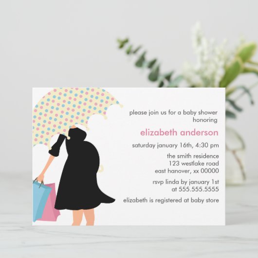 Mama unter Regenschirm-Baby-Dusche Einladung (Stehend Vorderseite)