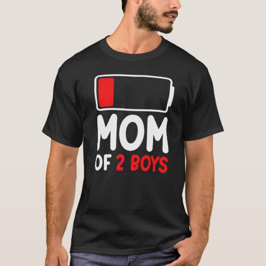 Mama von 2 Jungen von Müttern mit niedrigem Batter T-Shirt (Vorderseite)