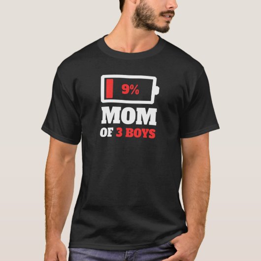 Mama von 3 Jungen Söhne Müde Mama Low Batt T-Shirt (Vorderseite)