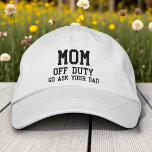 Mama von Duty Simple Modern Typografy Custom Bestickte Baseballkappe<br><div class="desc">Mama Off Duty Einfache moderne Typografie Custom bestickte Baseball Cap bietet den einfachen modernen bestickten Text "Mama,  frei,  gehen Sie Ihren Papa Perfect als Geschenk für Mama's Day,  Weihnachten,  Geburtstag und mehr. Erstellt von Evco Studio www.zazzle.com/store/evcostudio</div>