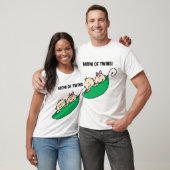 Mama von Twins-Erbsen in einem Pod-Hemd und Gesche T-Shirt (Unisex)