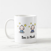 Mama von Twins Geschenk, neue Mami, Zwillingsjunge Kaffeetasse (Links)