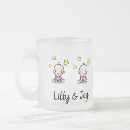 Mama von Twins Tasse, Junge Mutter Geschenk, 2 Mäd Mattglastasse