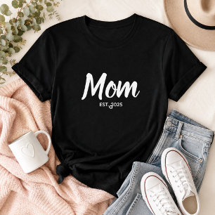 Mama White Schrift Gründung Datum Benutzerdefinier T-Shirt
