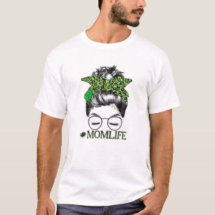 Mama Women Messy Bun St Patrick's Day Kleeblatt T-Shirt