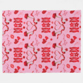 MAMA/WOW: Eine Liebe in Rot auf Rosa | Fleecedecke (Vorderseite (Horizontal))