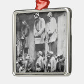 Mamas der Katakombe in Palermo, Italien Ornament Aus Metall (Links)