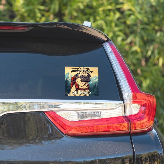Mamas kleiner Mops-Wanderbegleiter Aufkleber (Auto Seite)