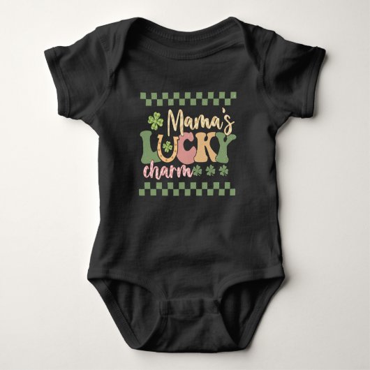 Mama's Lucky Charm St. Patrick's Day Baby Strampler (Vorderseite)