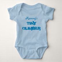 Mama's winziger Kletterbaby-Strampler