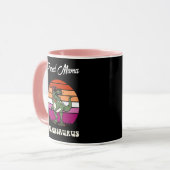 Mamasaurus Funny Dinosaur auf Lesbian Flag Sunset Tasse (Vorderseite Links)