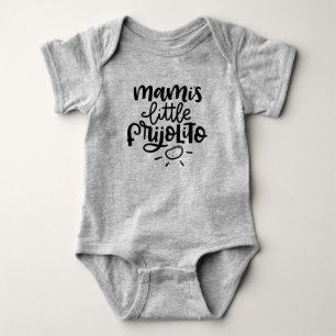 Mami's Little Frijolito, Spanglischen Lettern Baby Strampler