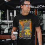 Mammoth Höhle Nationalpark Kentucky erschüttert T-Shirt<br><div class="desc">Mammoth Höhle Vektorgrafik Design. Der Park liegt im Westen von Kentucky und umfasst Teile der Mammoth-Höhle,  dem längsten Höhlensystem der Welt.</div>